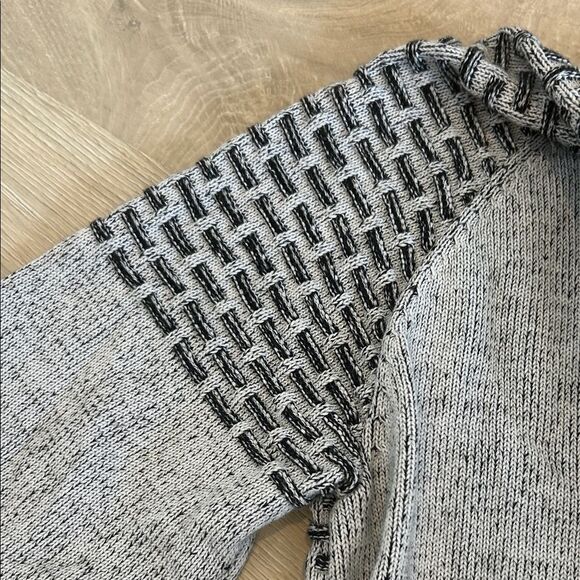 BKE Black and White Knit Hoodie - Picture 4 of 5